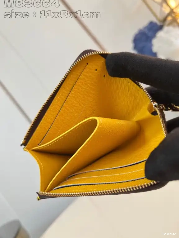 Fake Louis Bags Louis Vuitton Wallet-11*8.5*1.5CM Noa Compact 0629